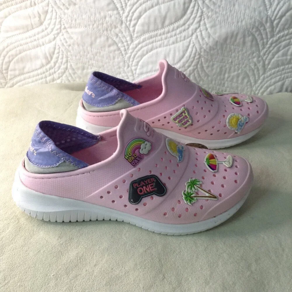 Skechers Foamies; 
